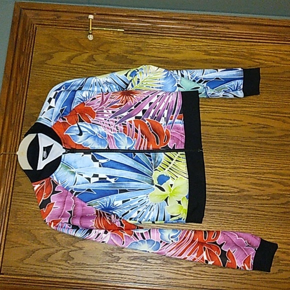 Women's Nike Full Zip Waist Length Colorful Jacket - Picture 1 of 7